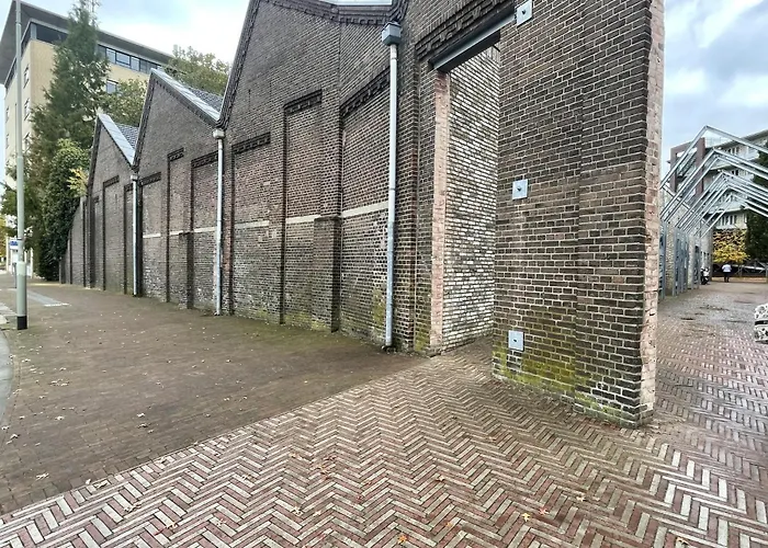 With Wellness Nextdoor And Kitchen Access Oss