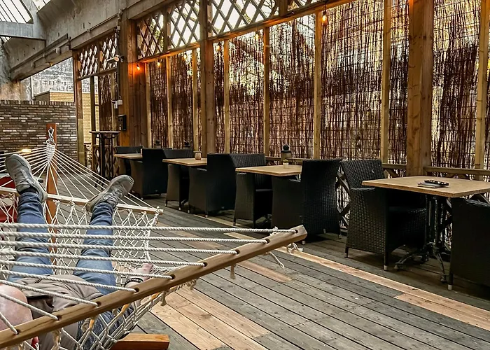 With Wellness Nextdoor And Kitchen Access Πανσιόν 3*