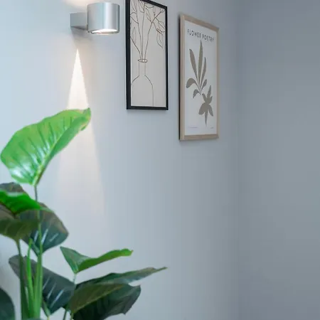 With Wellness Nextdoor And Kitchen Access 3*