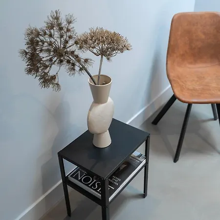 With Wellness Nextdoor And Kitchen Access בית הארחה