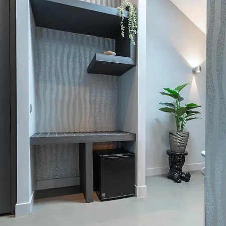 Πανσιόν With Wellness Nextdoor And Kitchen Access *