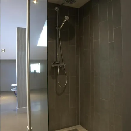 With Wellness Nextdoor And Kitchen Access אוס