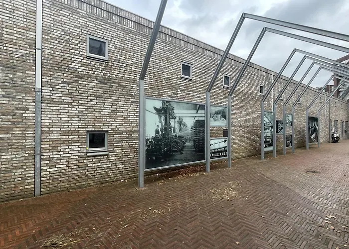 With Wellness Nextdoor And Kitchen Access 3* Oss