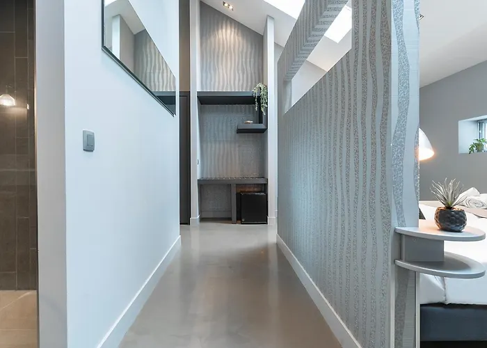 With Wellness Nextdoor And Kitchen Access 3*